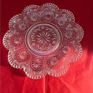 Vintage Elegant Clear Glass Decorative Plate